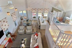 2nd Floor, Living