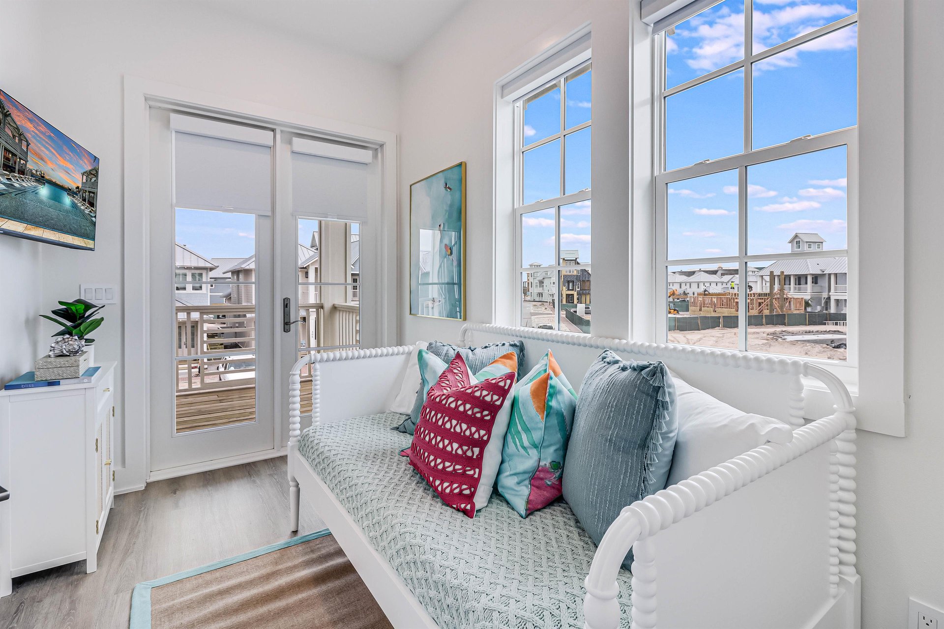 Private Lounge off King Bedroom, 2nd Floor