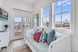 Private Lounge off King Bedroom, 2nd Floor