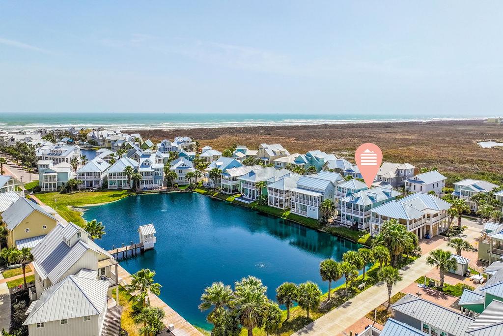 Lovey Dovey, Aerial View