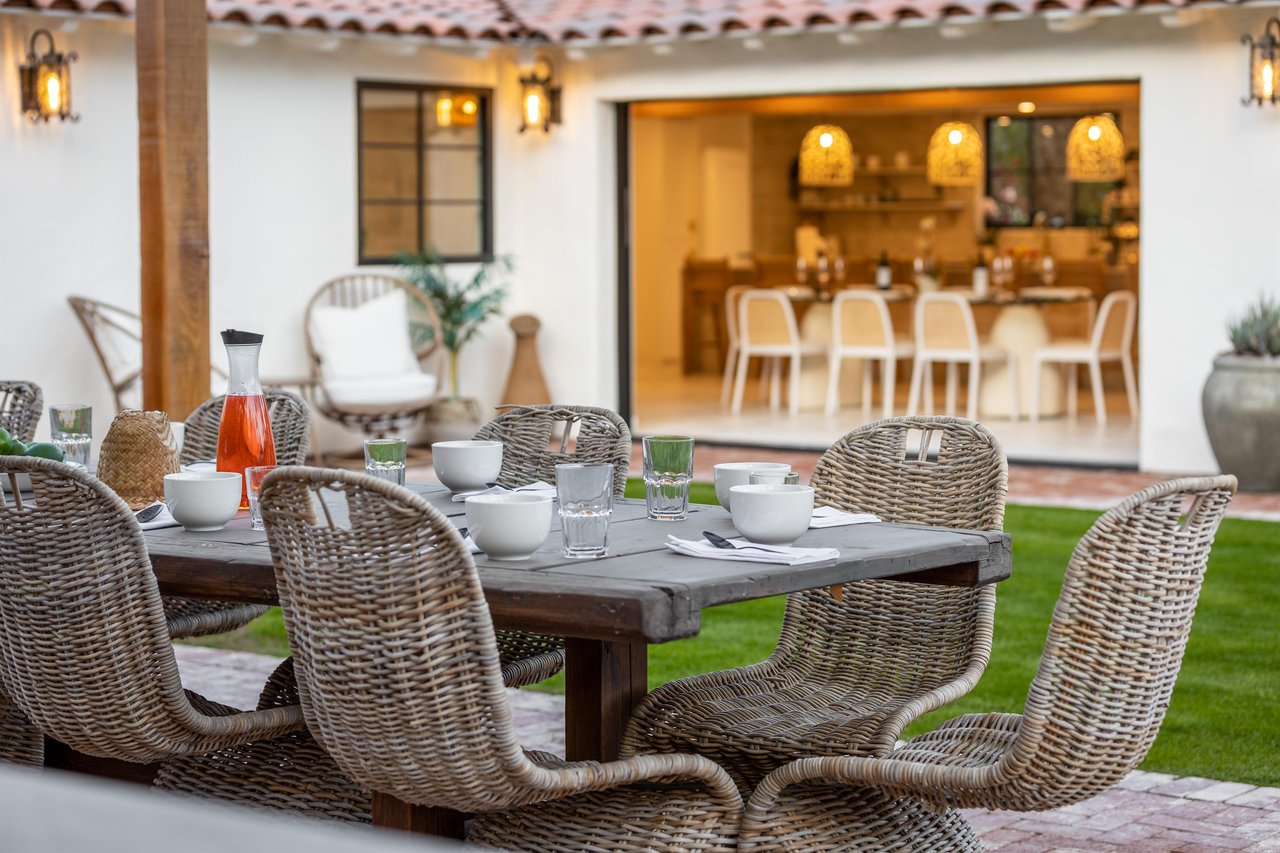 Al Fresco Dining
