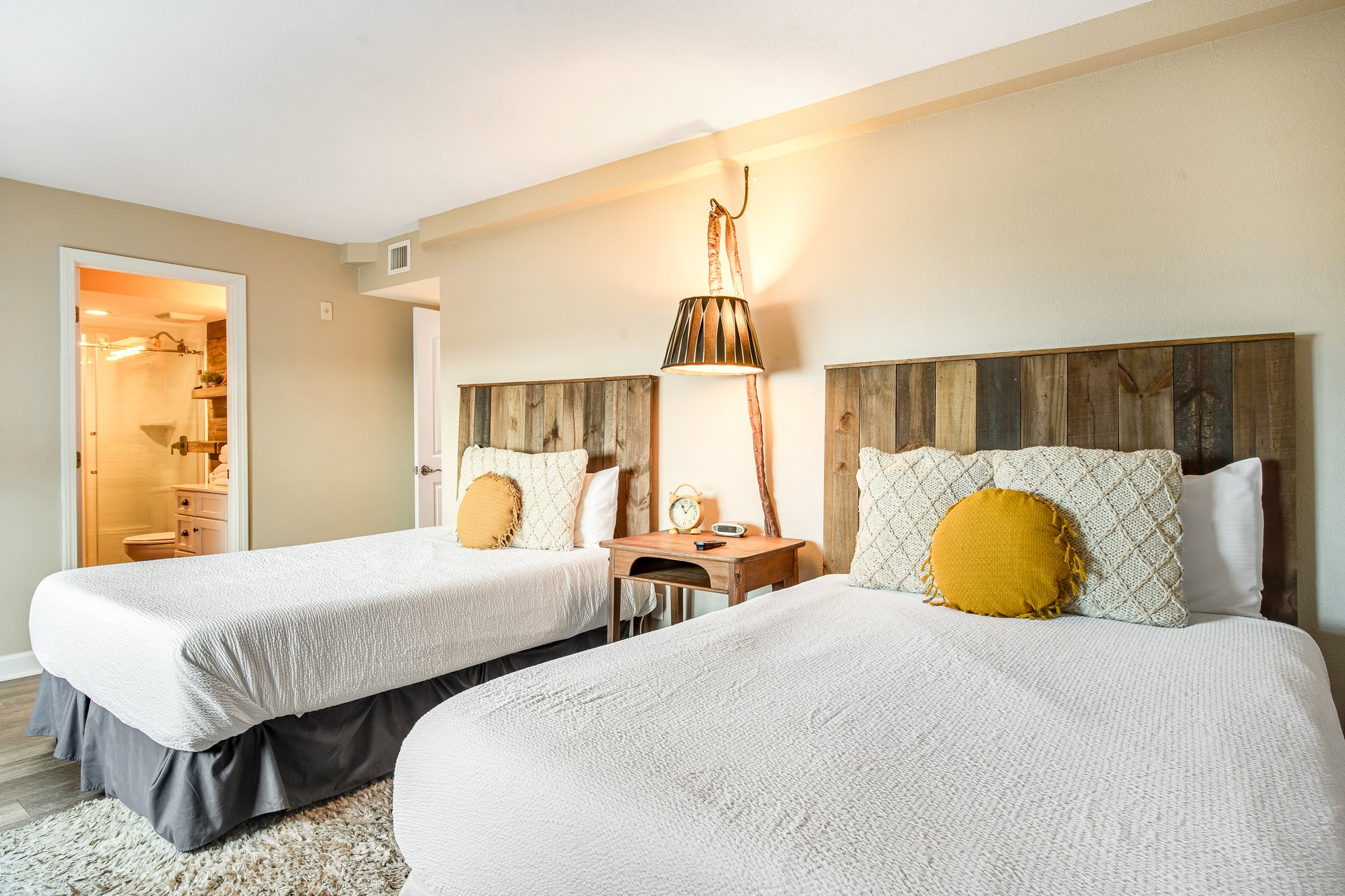 Regency Towers W 701 26