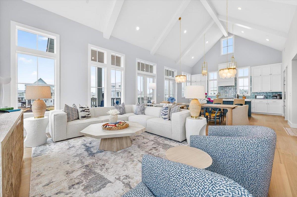 Primary Living Area, 2nd Floor