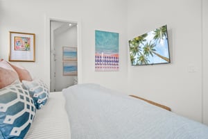 Second King Bedroom, 1st Floor