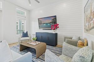 1st Floor, Living Room