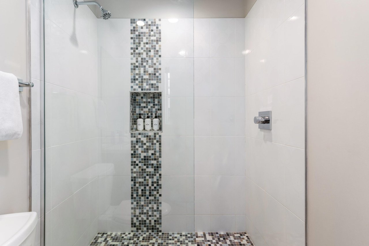 Casita bathroom