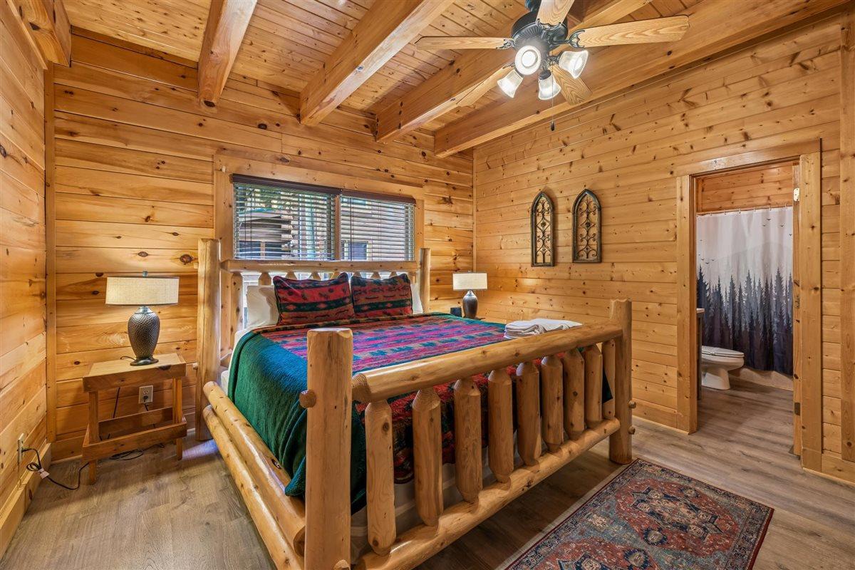 050Bedroom