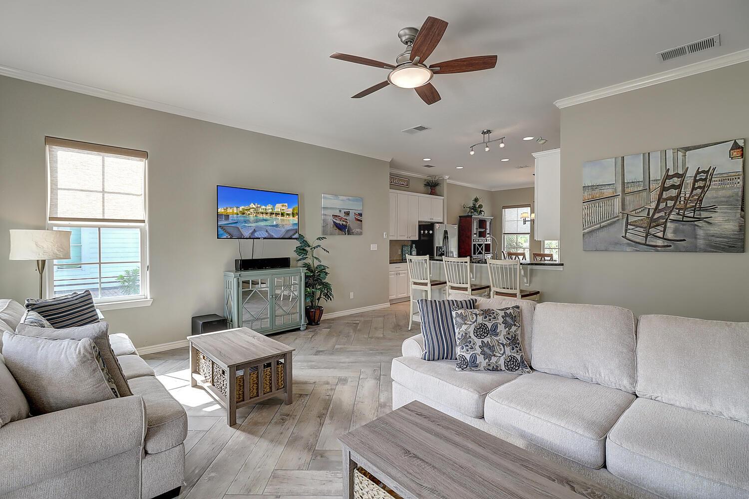 1st Floor Living Area