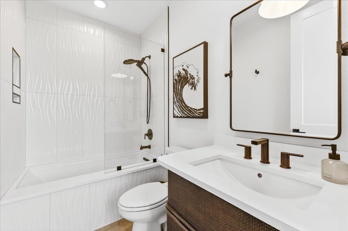 1st Floor Bunk Bathroom