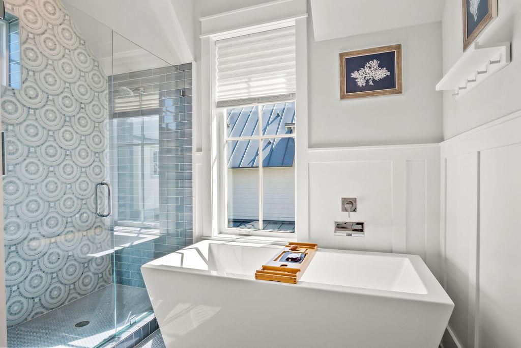 Primary Bathroom, 2nd Floor