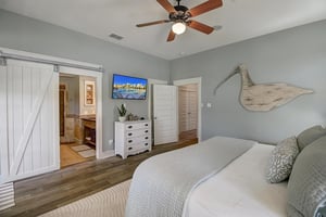 1st Floor Primary Bedroom