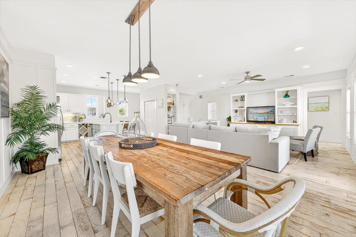 2nd Floor, Dining Area
