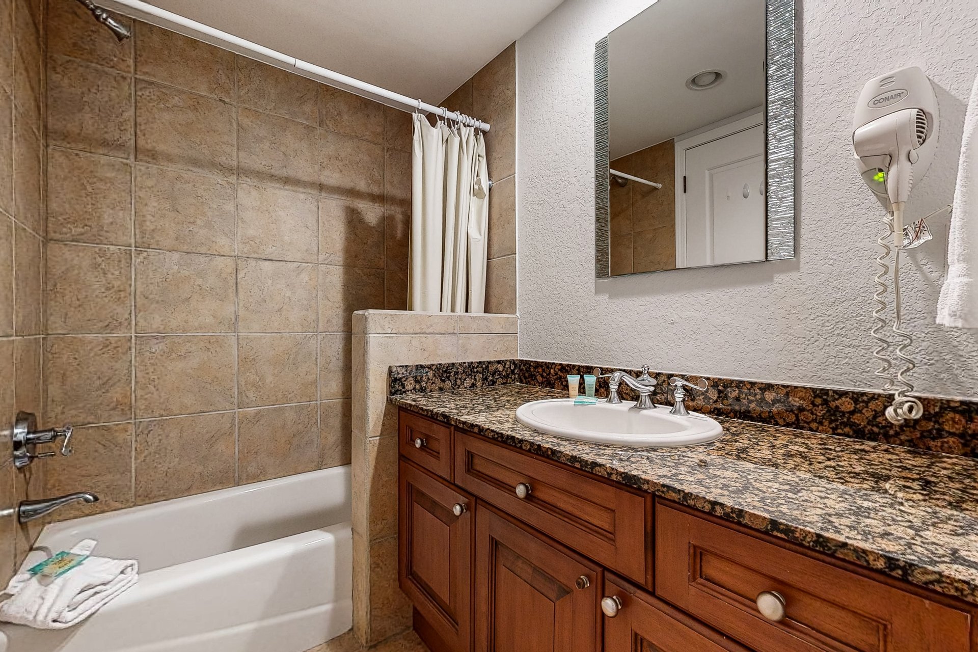 Portofino Island Resort amp Spa Tower 3  904 15