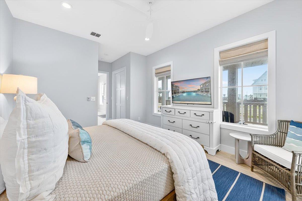 1st Floor, First King Bedroom