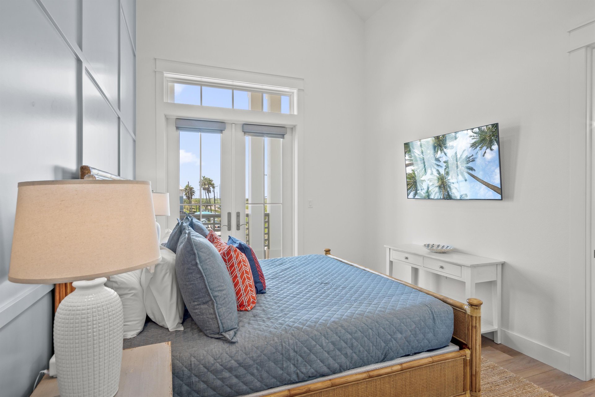 Primary King Bedroom, 2nd Floor