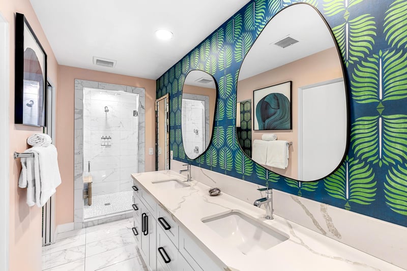 Gorgeous countertops and pops of color