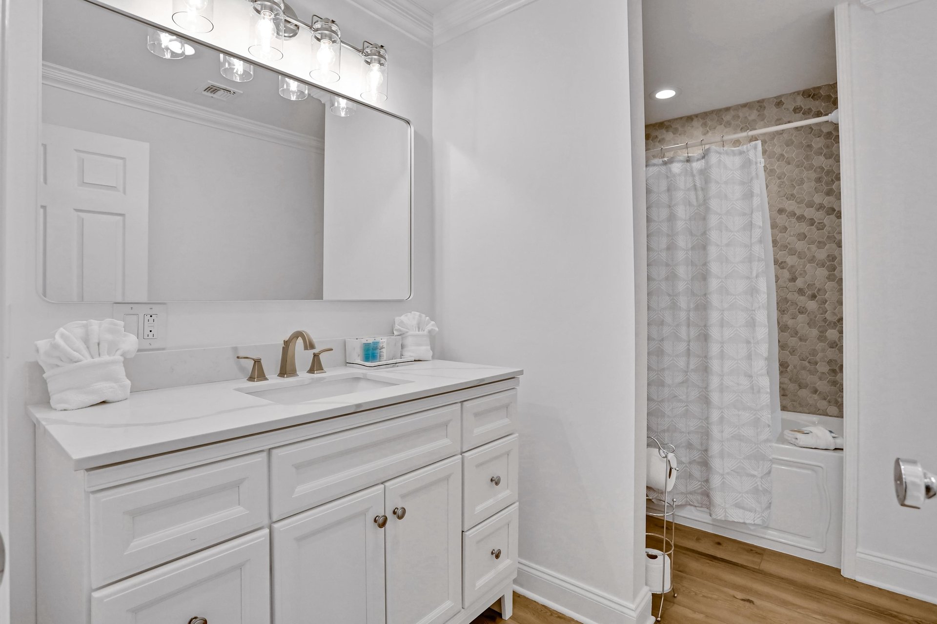 Venus on Vacation 34