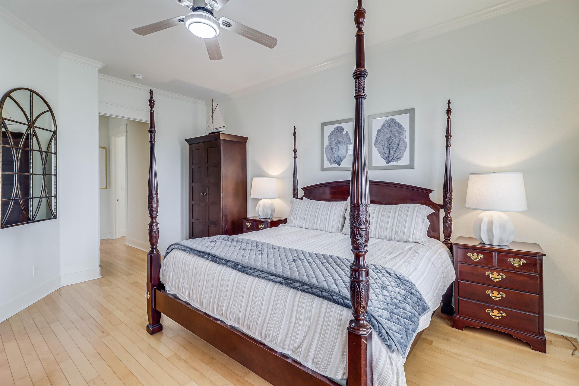 Primary King Bedroom, 2nd Floor