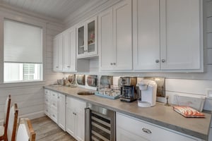 Dining Area with Wet Bar, 2nd Floor