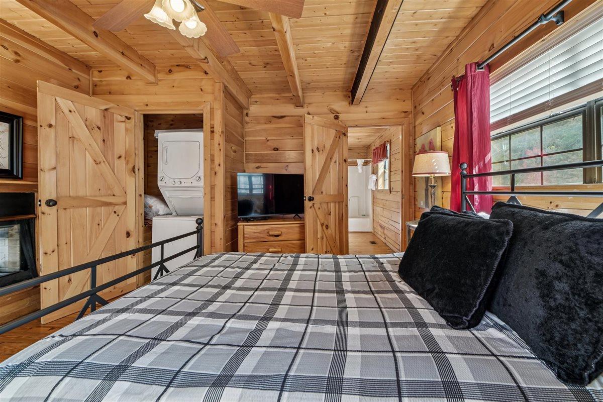 23Bedroom