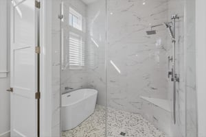 Primary King Bathroom, 2nd Floor