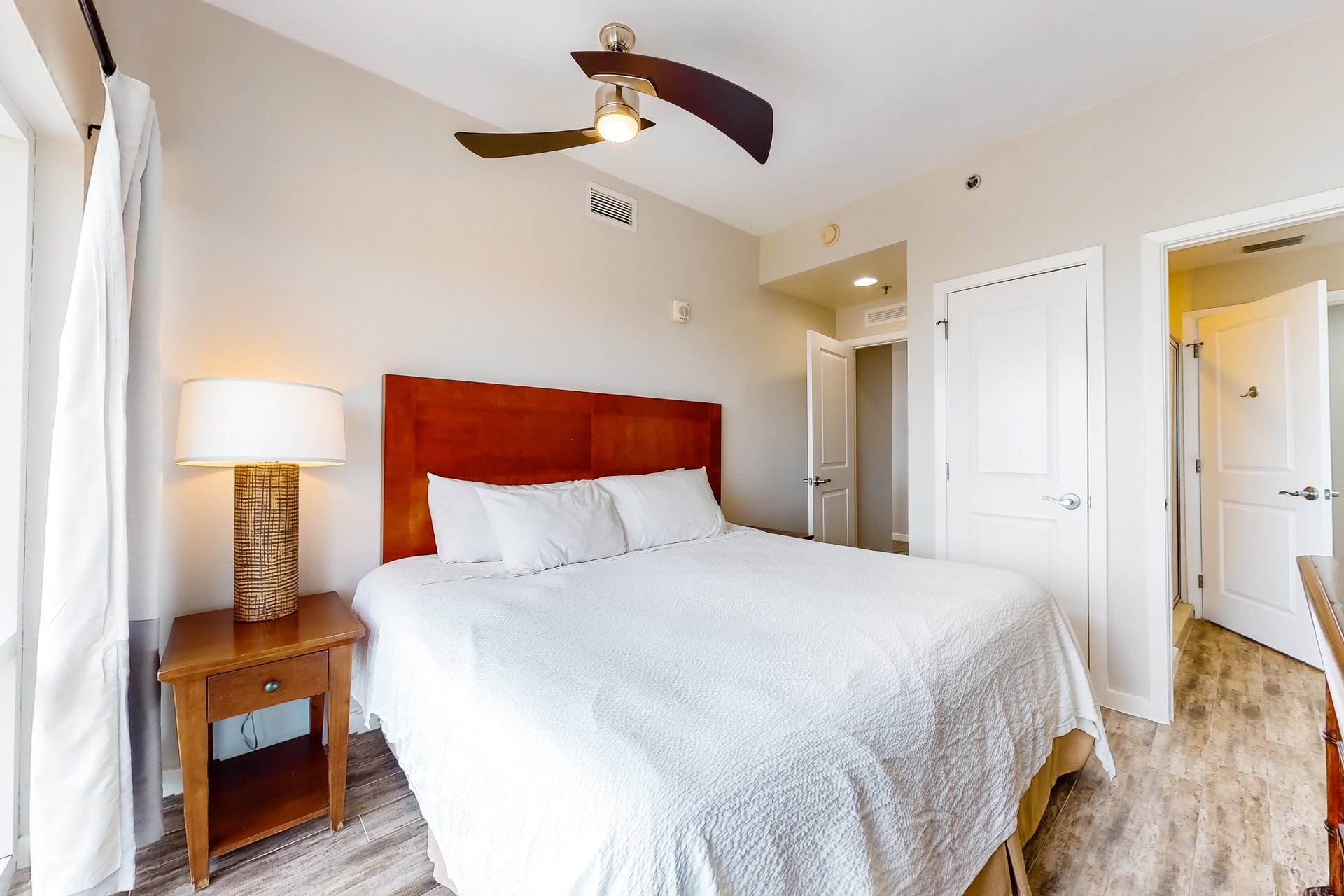 Luau 7901 Penthouse Combo 13