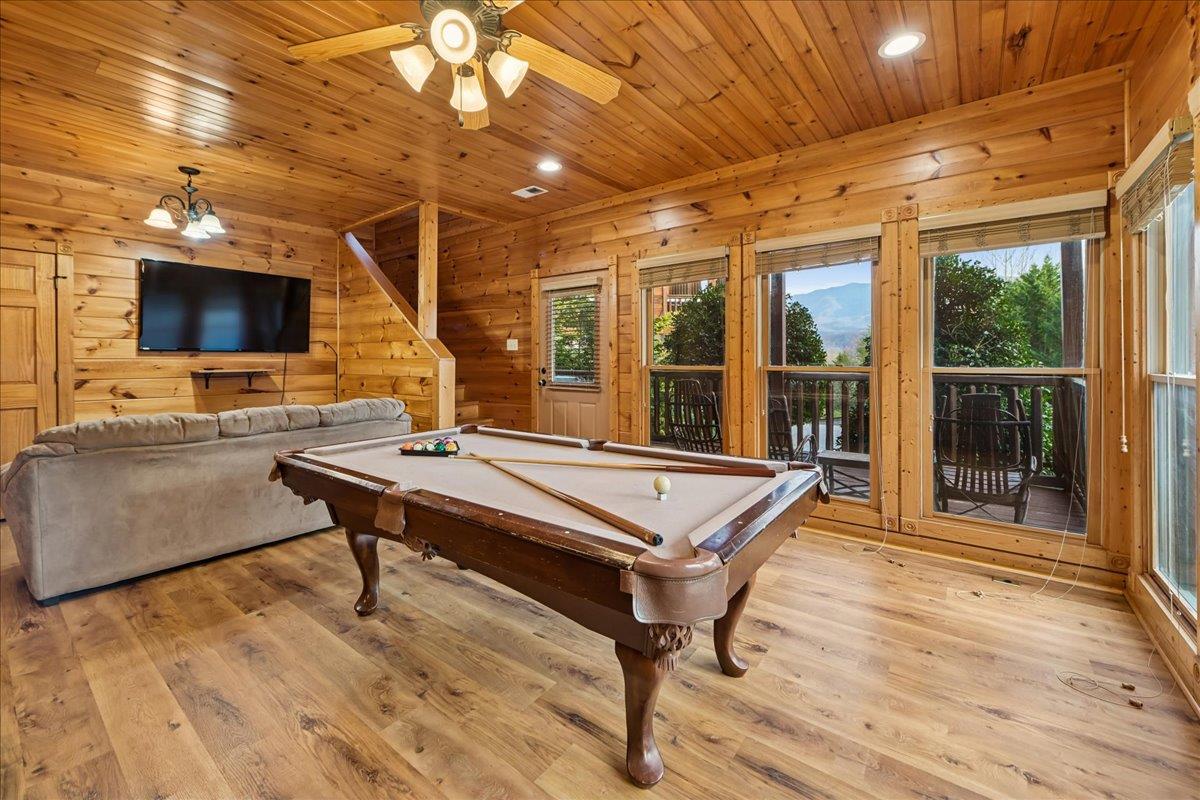 45Rec Room