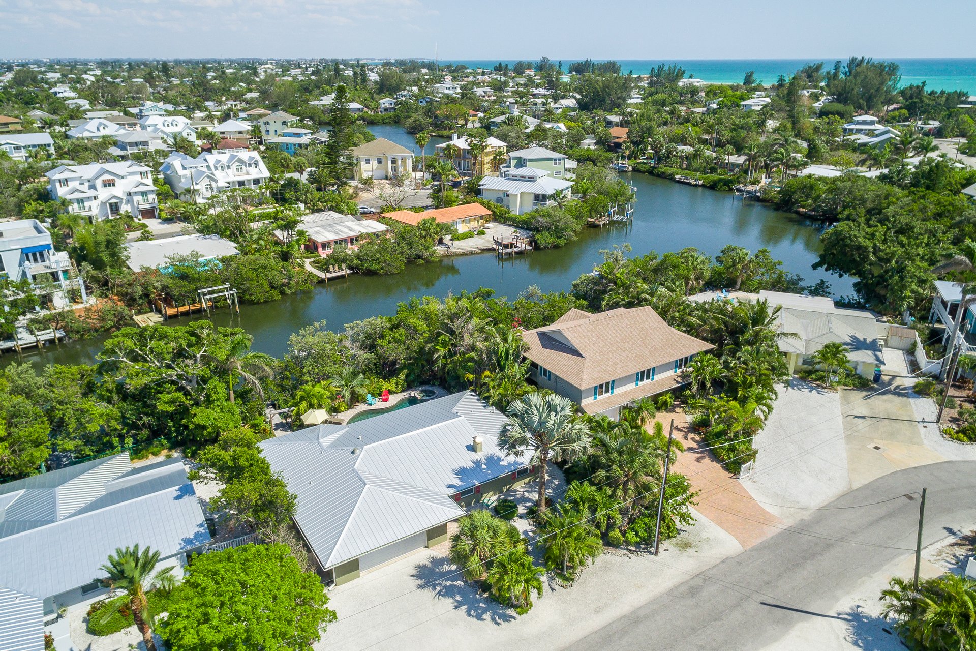 Paradise Pointe 28