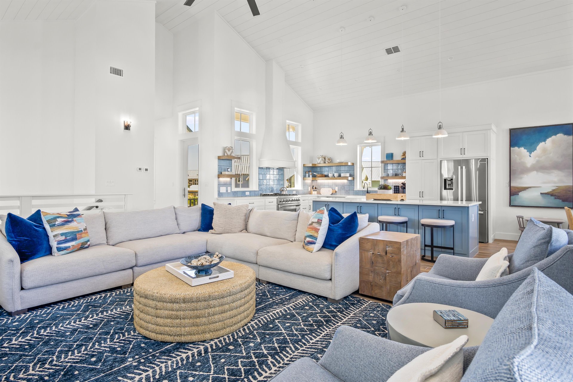 Living Area, 2nd Floor