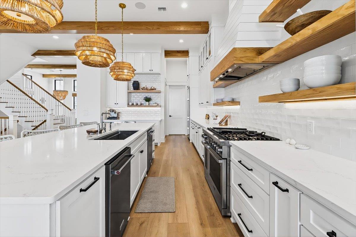 2nd Floor, Kitchen