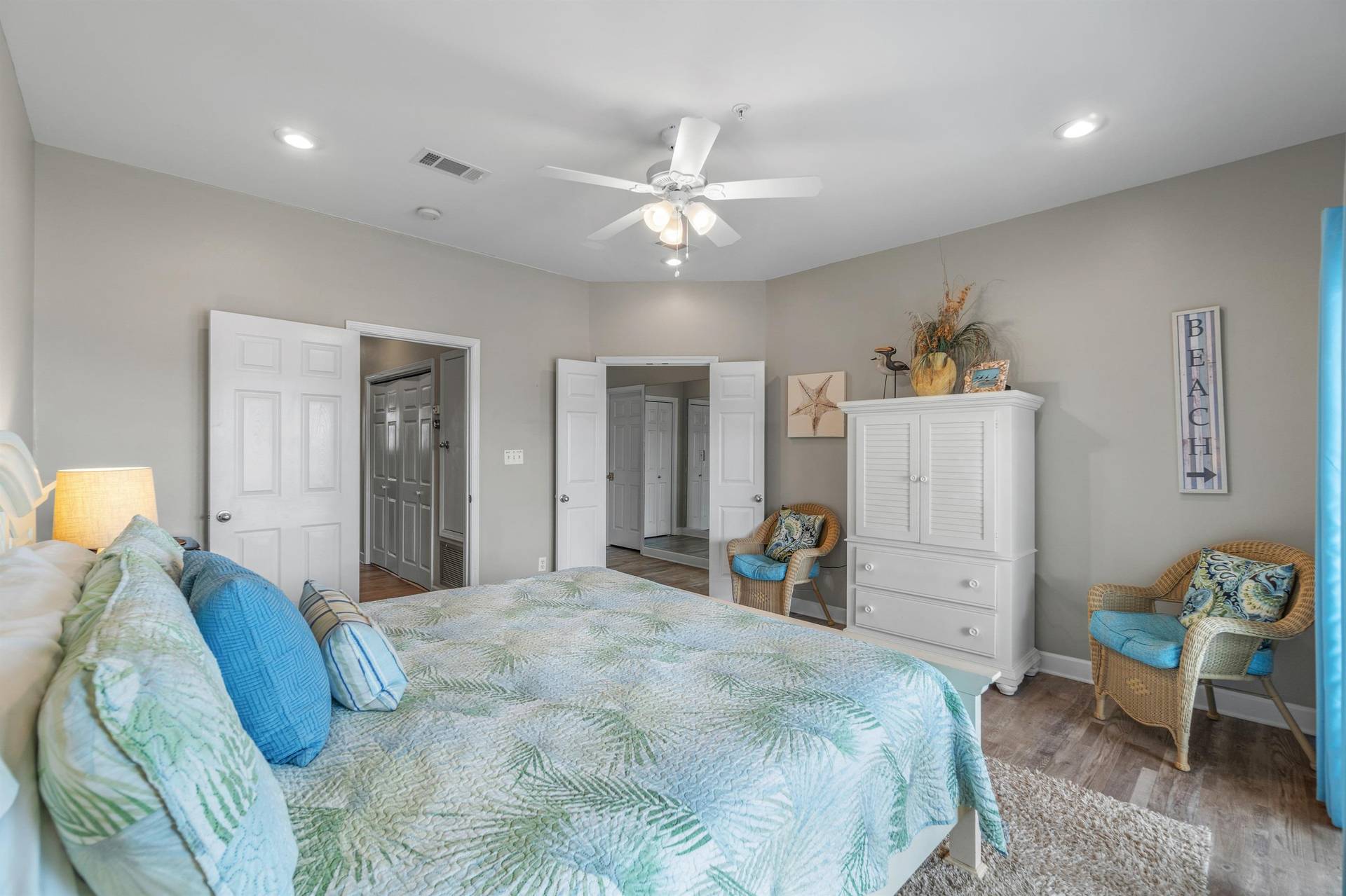 3rd Floor Master Bedroom King