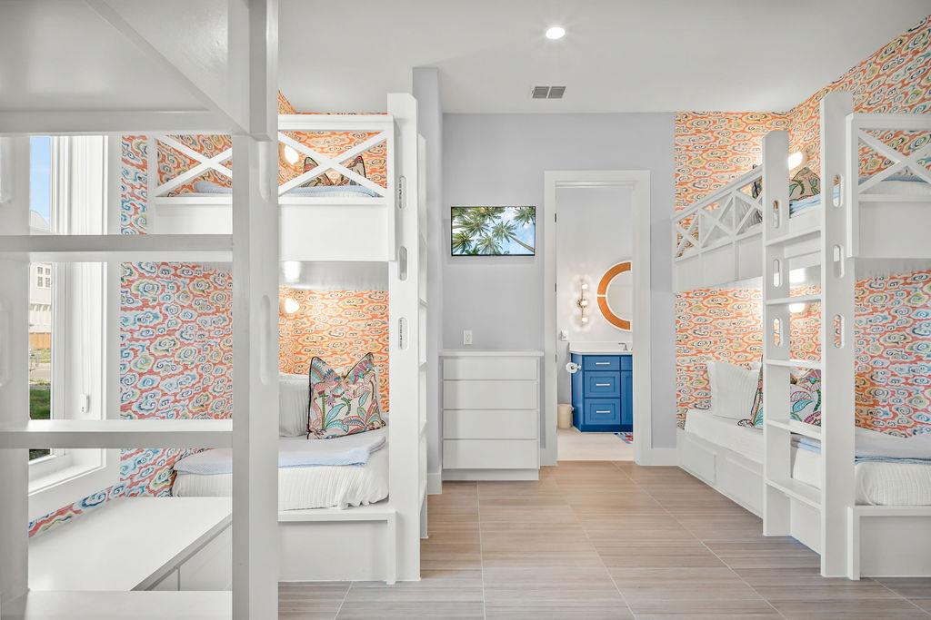 Bunk Room, 1st Floor