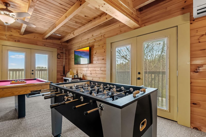 devinelakelodge27