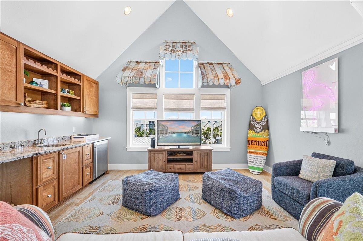 Primary King Suite Lounge, 2nd Floor