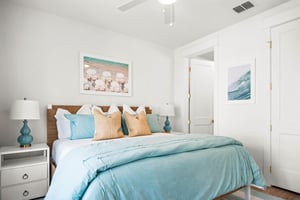 1st King Bedroom, 1st Floor