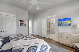 Primary King Bedroom, 2nd Floor