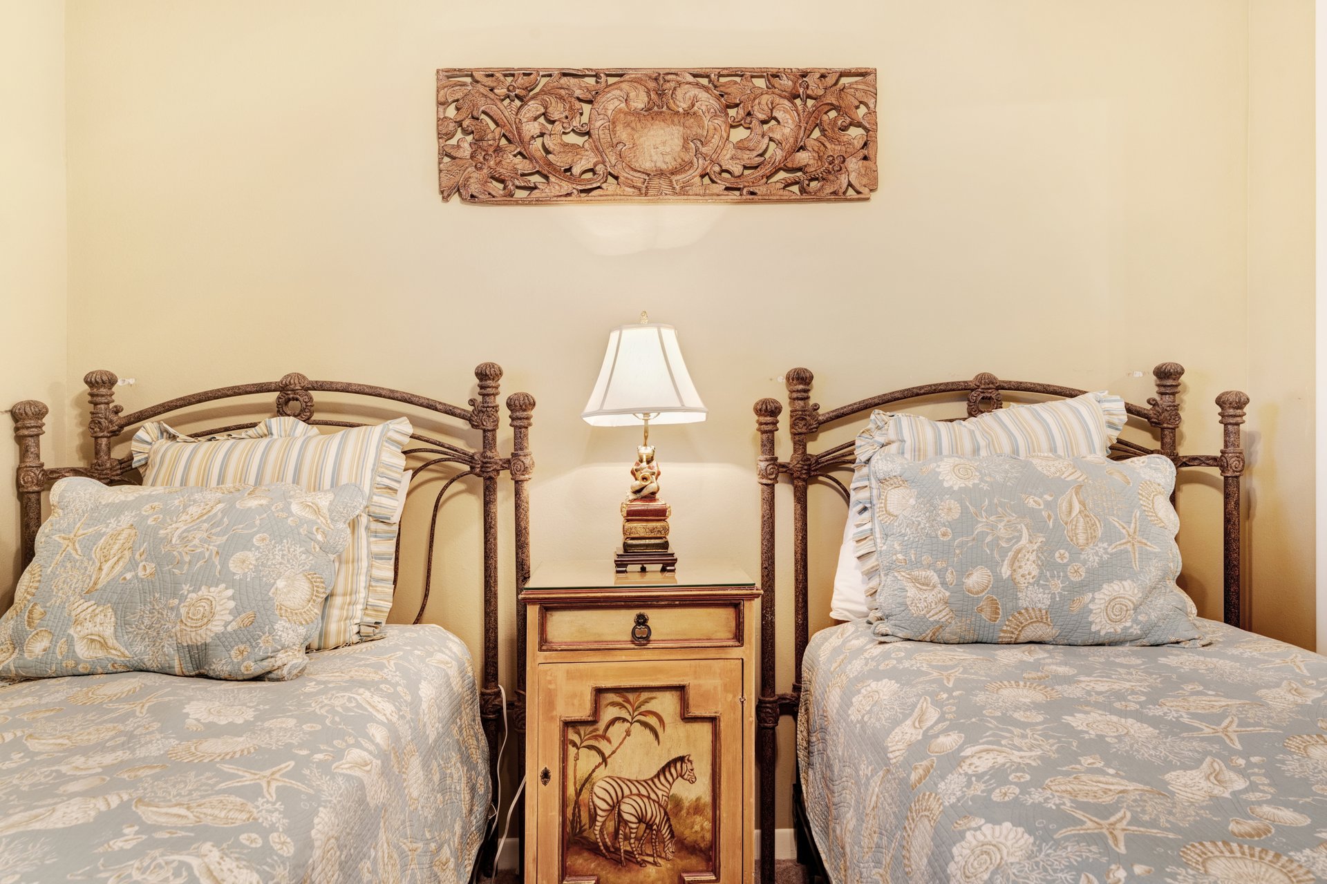 Huntington by the Sea 304 26