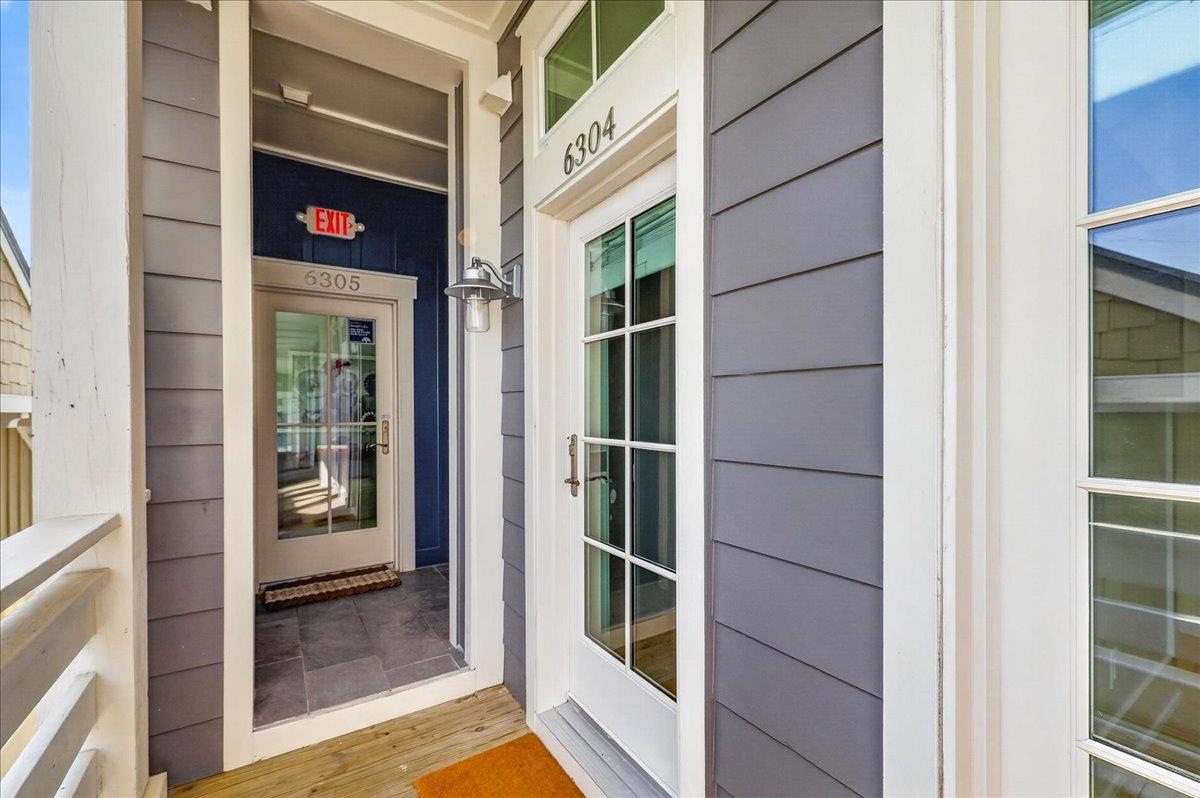 Primary Entry door, 1st floor