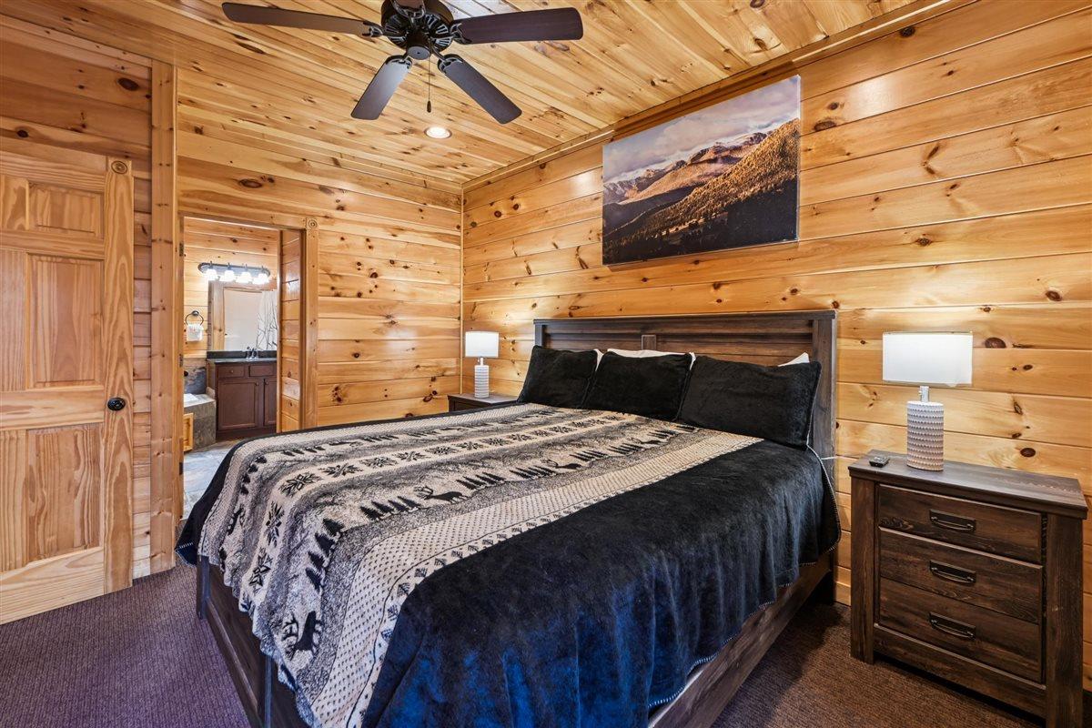 44Primary Bedroom