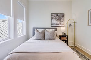 Ensuite Queen Bedroom with Twin Trundle, 2nd Floor