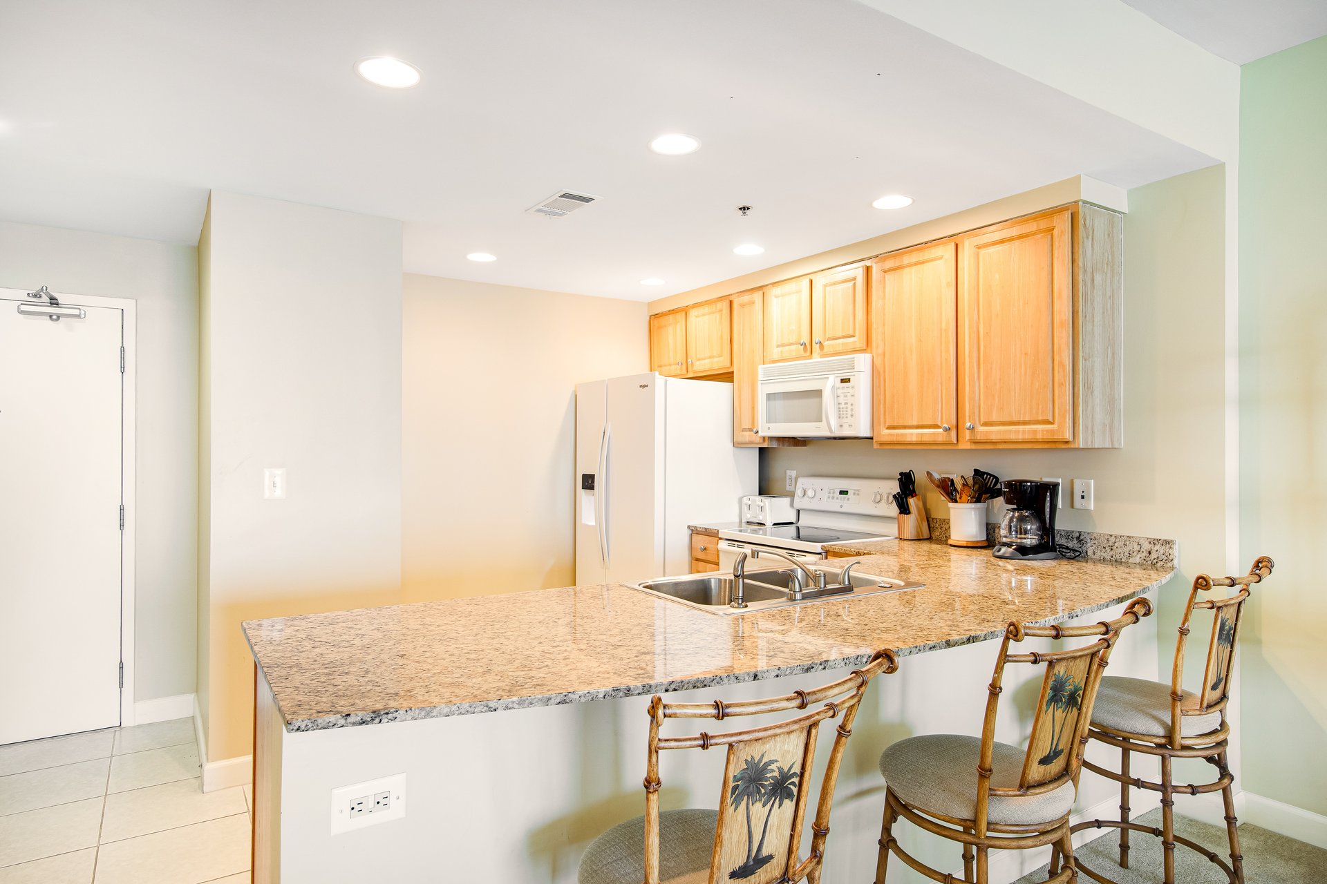 Splash Resort 907E 9