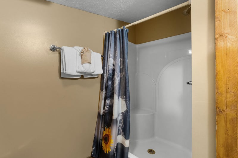 cabinbythecreekside25