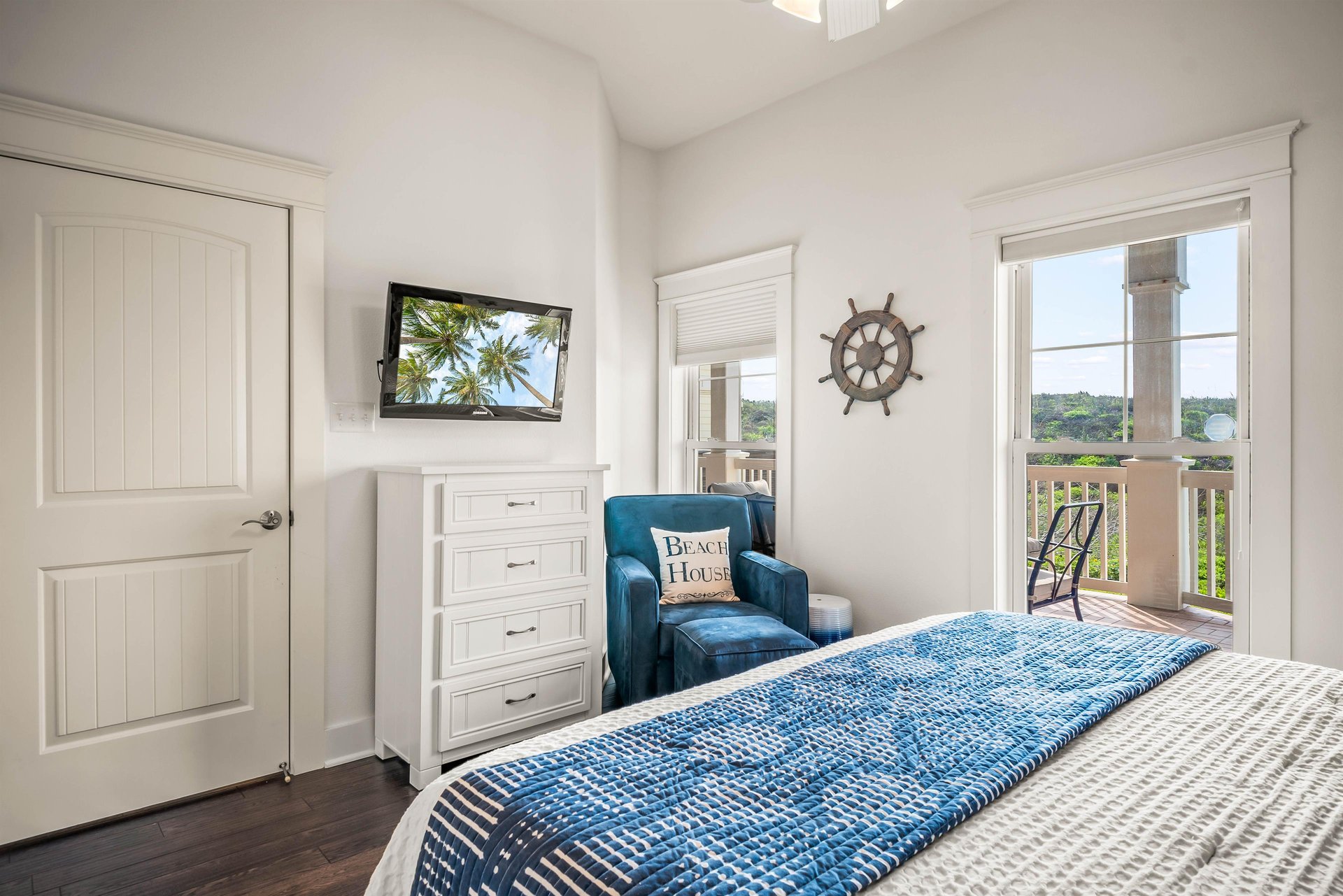 2nd King Bedroom, 1st Floor