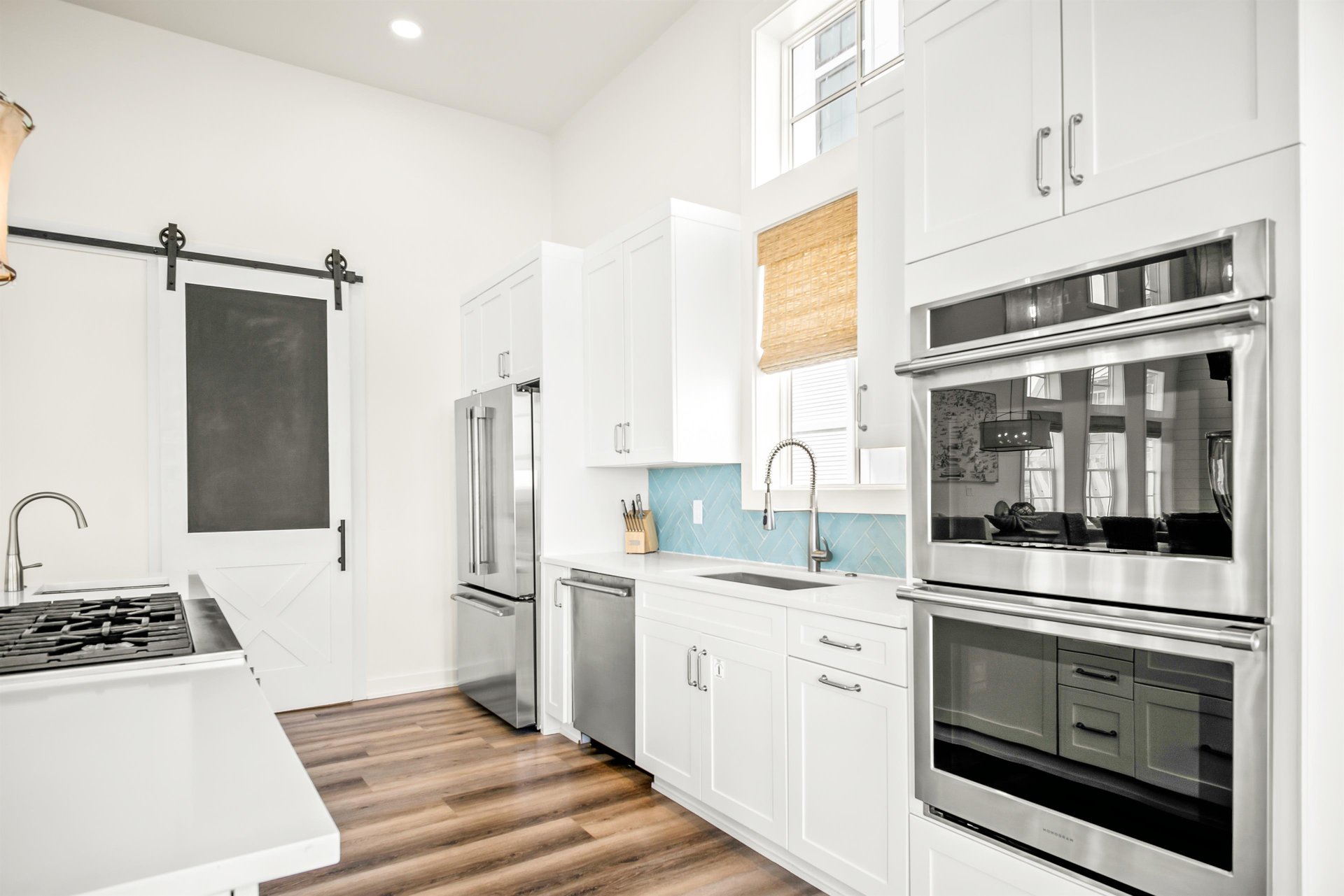 2nd Floor, Kitchen