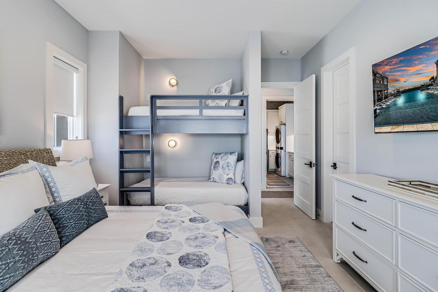 King Bedroom with Additional Bunk Beds, 1st Floor