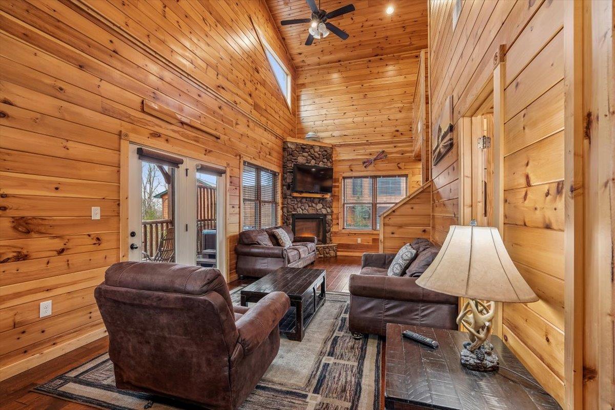 18Living Room