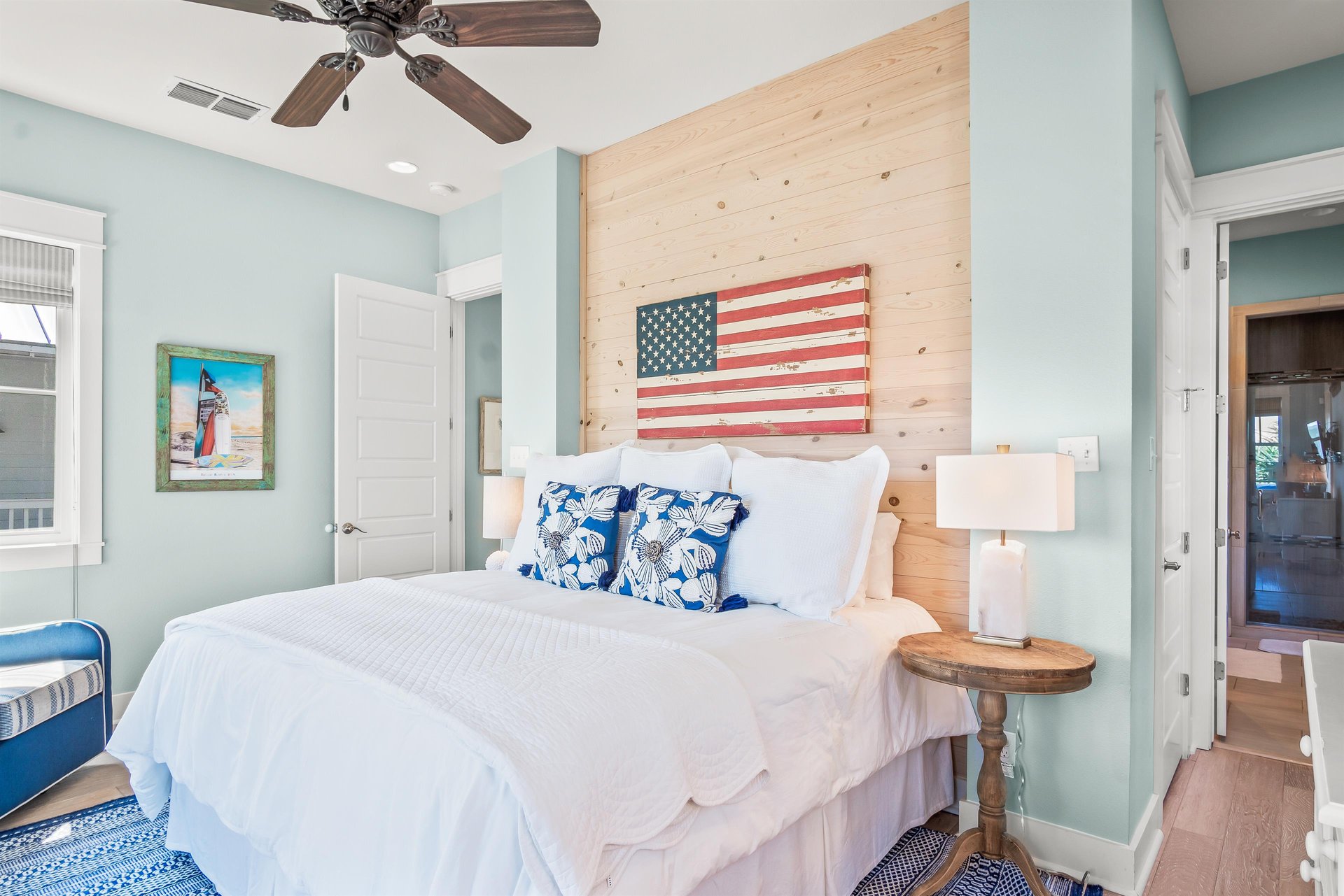 King Bedroom, 2nd Floor