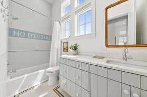 TwinBunk Bathroom, 1st Floor