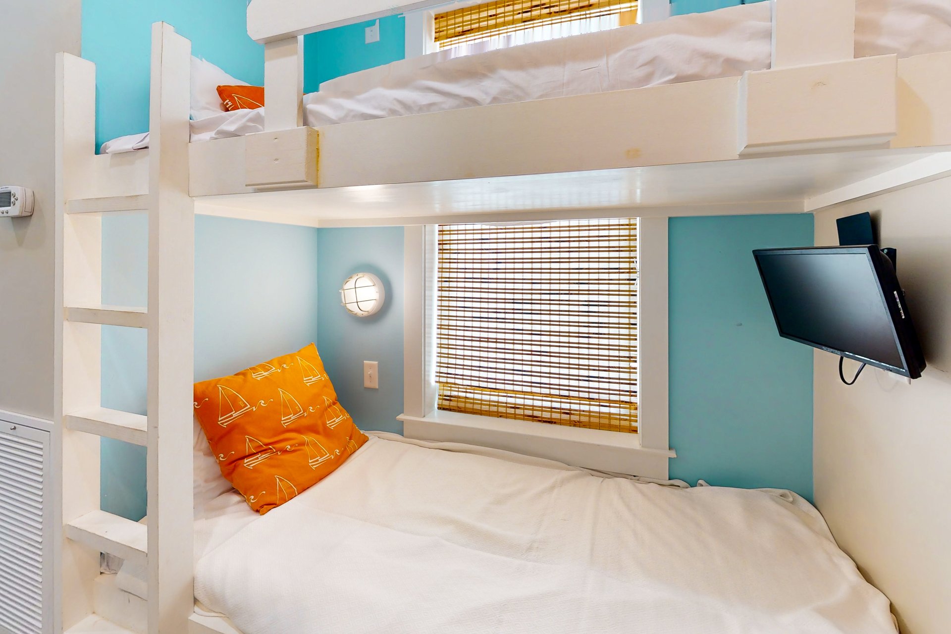 East Side Cottages C Shipwreck Cottage 17