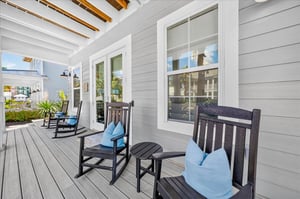 Front Porch, 1st Floor